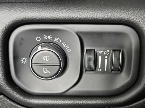 Used 2026 RAM 1500 Lone Star AWD/4WD image 22