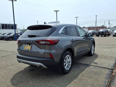 Certified 2024 Ford Escape Active AWD/4WD image 6