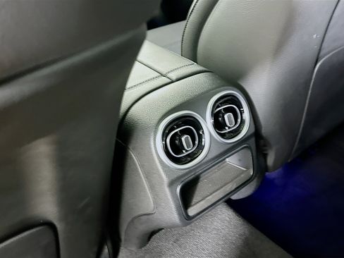 Certified 2024 Mercedes-Benz C 300 4MATIC Sedan image 31