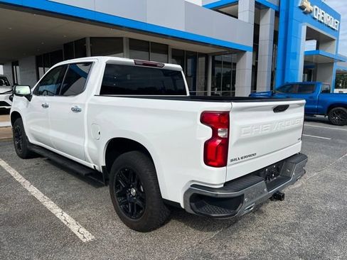 Used 2023 Chevrolet Silverado 1500 LTZ AWD/4WD image 3