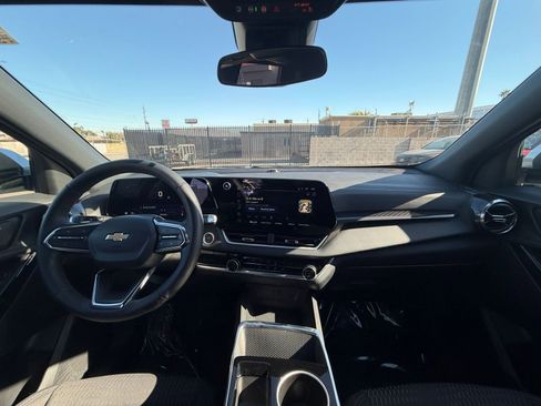 Used 2025 Chevrolet Equinox LT image 31