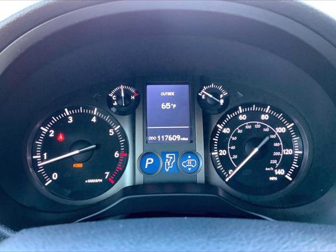 Used 2014 Lexus GX 460 Luxury AWD/4WD image 26