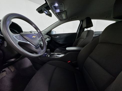 Used 2019 Chevrolet Malibu LT image 21