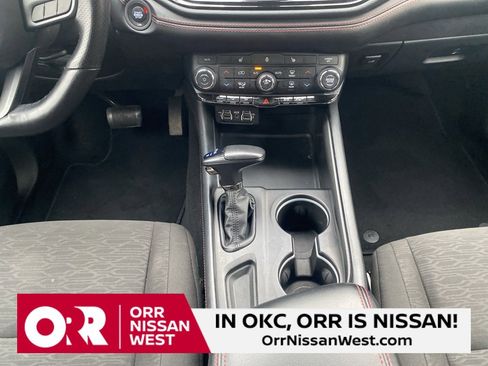 Used 2023 Dodge Durango GT image 28