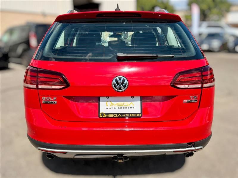 Used 2018 Volkswagen Golf Alltrack S AWD/4WD image 6