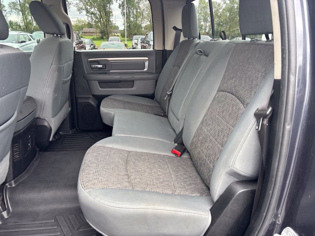 Used 2017 RAM 1500 Big Horn AWD/4WD image 28