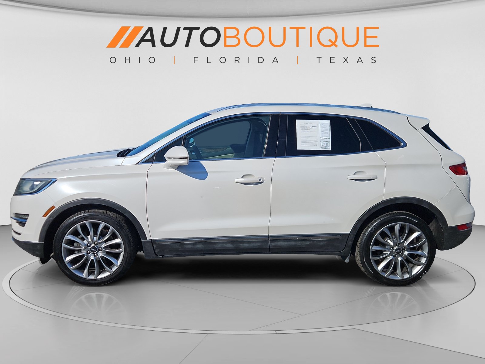 Used 2017 Lincoln MKC Reserve FWD image 2
