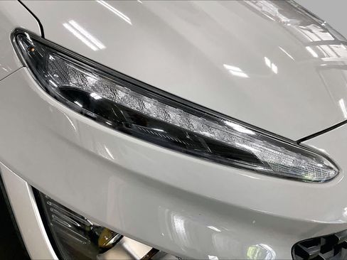 Used 2022 Hyundai Kona SEL AWD/4WD image 26