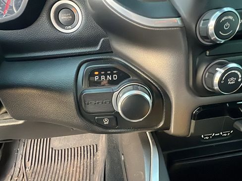 Used 2021 RAM 1500 Lone Star image 31