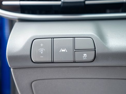 Used 2021 Hyundai Elantra SEL FWD image 30