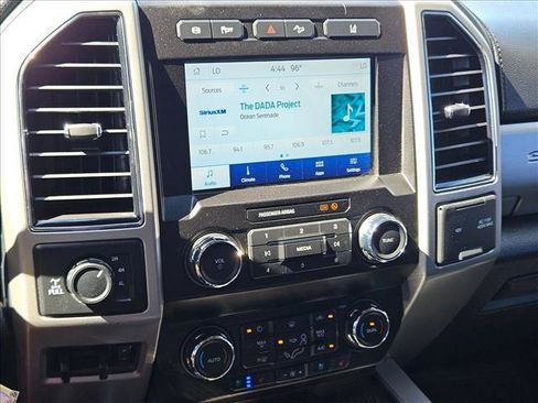 Used 2020 Ford F250 Lariat w/ Lariat Value Package AWD/4WD image 13
