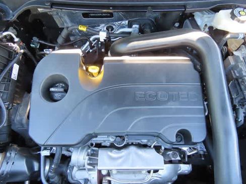 Used 2023 Chevrolet Equinox LT AWD/4WD image 11