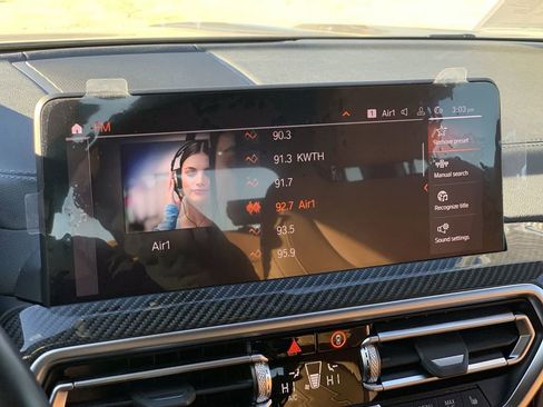 Used 2024 BMW X3 M40i w/ Premium Package image 11