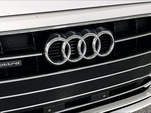 Used 2021 Audi A4 2.0T Premium w/ Convenience Package image 30