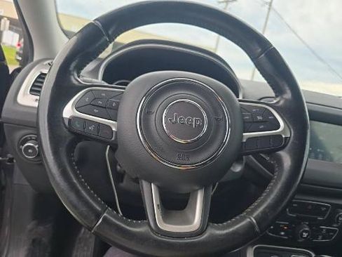 Used 2018 Jeep Compass Latitude w/ Popular Equipment Group AWD/4WD image 14
