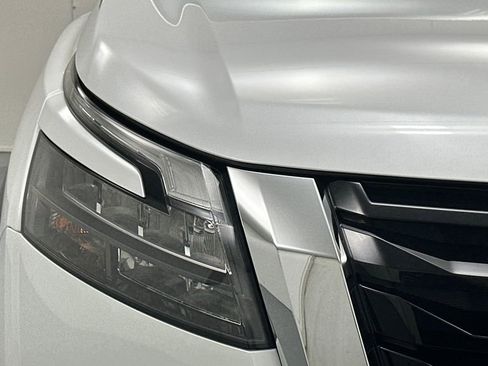 New 2025 Nissan Pathfinder Platinum w/ Cargo Package image 26