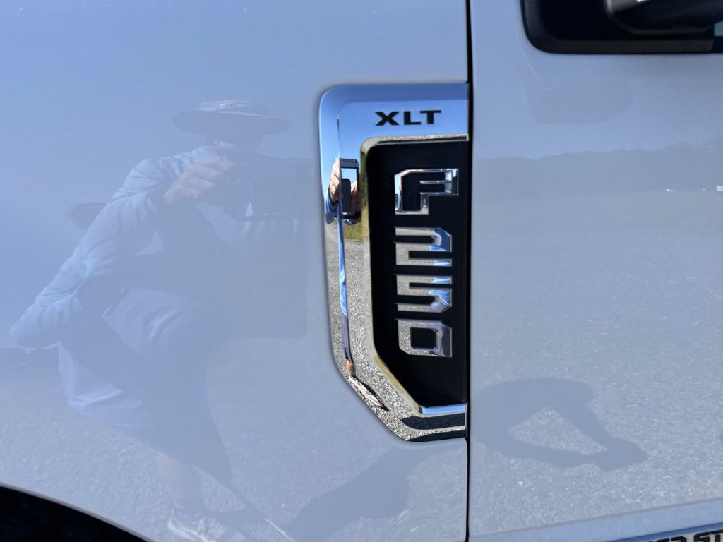 Used 2022 Ford F250 XLT w/ XLT Value Package AWD/4WD image 38