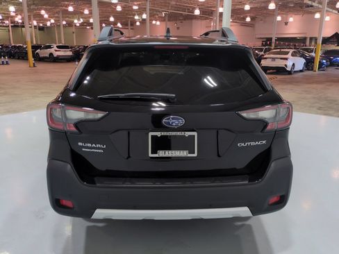 Certified 2024 Subaru Outback Limited AWD/4WD image 4