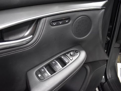 Used 2025 INFINITI QX55 Luxe w/ Cargo Package image 15