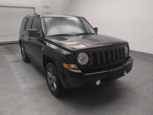 Used 2016 Jeep Patriot Sport w/ Power Value Group FWD image 13