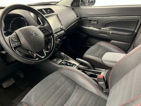 Used 2025 Mitsubishi Outlander Sport ES AWD/4WD image 15