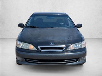 Used 2000 Lexus ES 330 w/ Lexus Value Pkg FWD video 2
