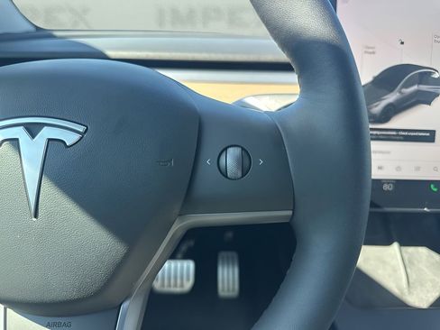 Used 2021 Tesla Model Y Performance image 16