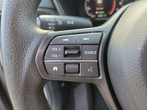 Used 2025 Honda CR-V EX image 18