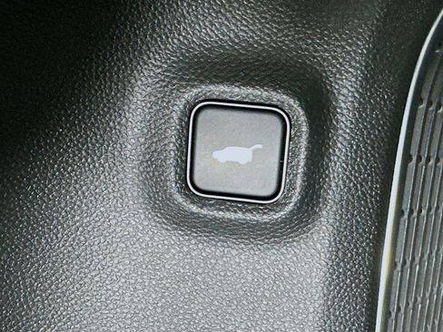 Used 2023 Acura MDX FWD w/ Technology Package image 36