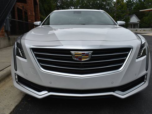 Used 2018 Cadillac CT6 Luxury AWD/4WD image 5