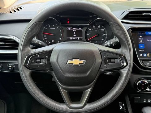 Used 2023 Chevrolet TrailBlazer LT w/ Convenience Package AWD/4WD image 16