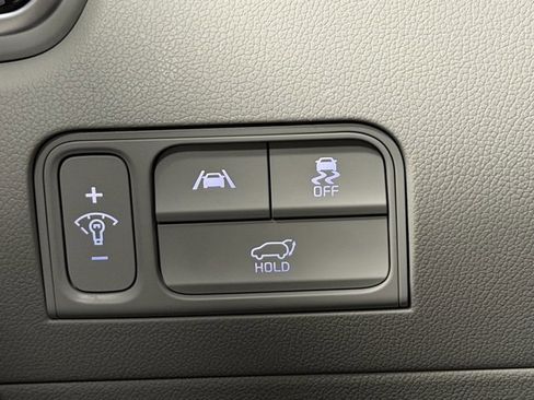 Used 2023 Kia Sorento SX image 13