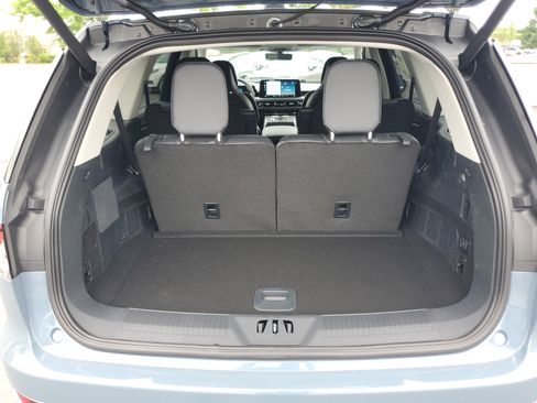 New 2026 Lincoln Aviator Reserve AWD/4WD image 28