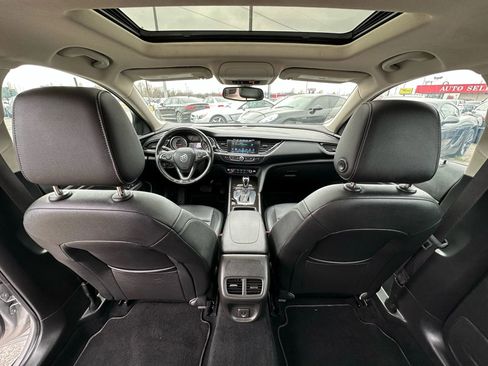 Used 2018 Buick Regal Essence image 15