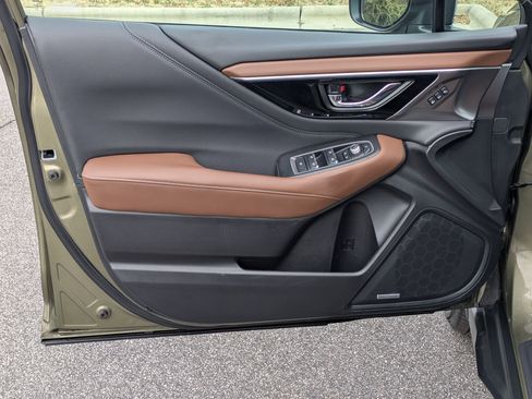 Used 2023 Subaru Outback Touring image 20