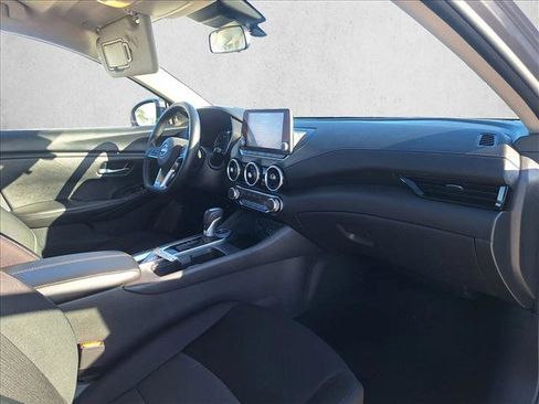 Used 2025 Nissan Sentra SV image 19