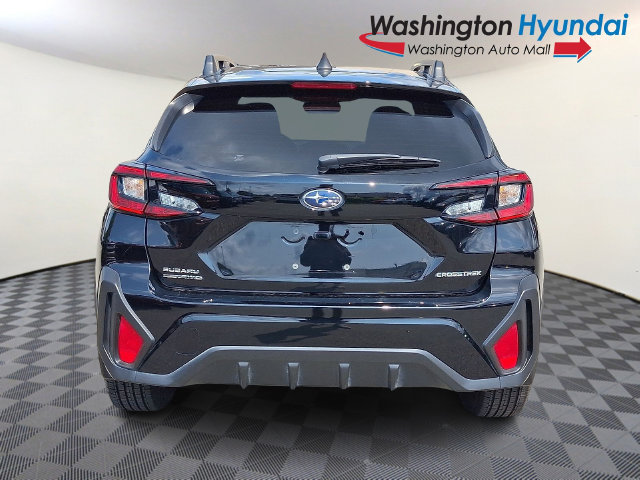 Used 2024 Subaru Crosstrek 2.0i Premium AWD/4WD image 5