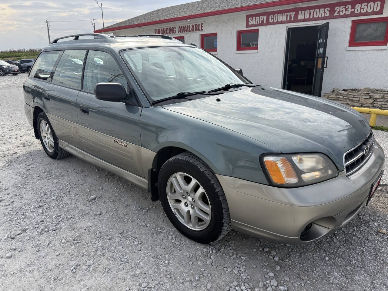 Used 2000 Subaru Outback Wagon AWD/4WD image 1