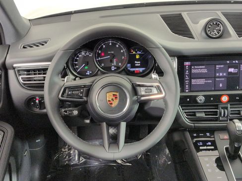 New 2026 Porsche Macan AWD/4WD image 16