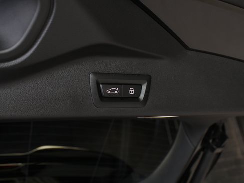 Used 2024 BMW X5 M Competition w/ Executive Package AWD/4WD image 94