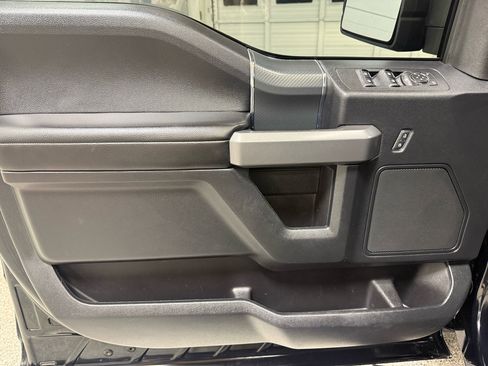 Used 2018 Ford F150 XLT w/ Equipment Group 302A Luxury image 12