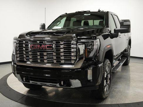 New 2026 GMC Sierra 2500 Denali image 3