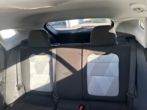 Used 2025 Chevrolet Trax LS image 18