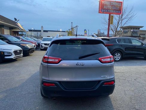 Used 2014 Jeep Cherokee Latitude image 8