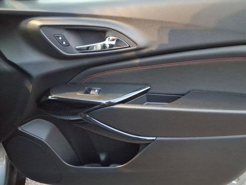 New 2026 Chevrolet Trax RS image 21