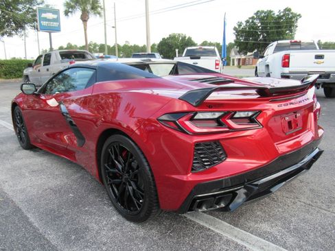 Used 2024 Chevrolet Corvette Stingray Premium Conv w/ Z51 Performance Package RWD image 9
