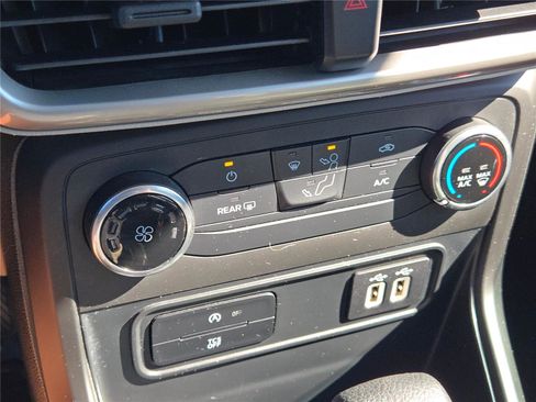 Used 2021 Ford EcoSport S image 29