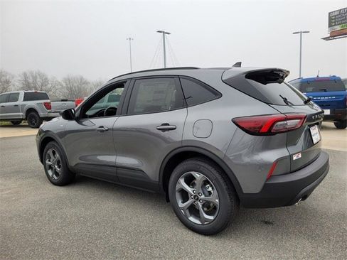 New 2025 Ford Escape ST-Line w/ Equipment Group 301A image 9