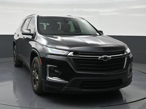Used 2023 Chevrolet Traverse LS w/ Midnight/Sport Edition FWD image 7