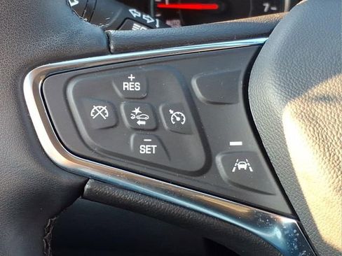 Used 2024 Chevrolet Equinox LT image 25